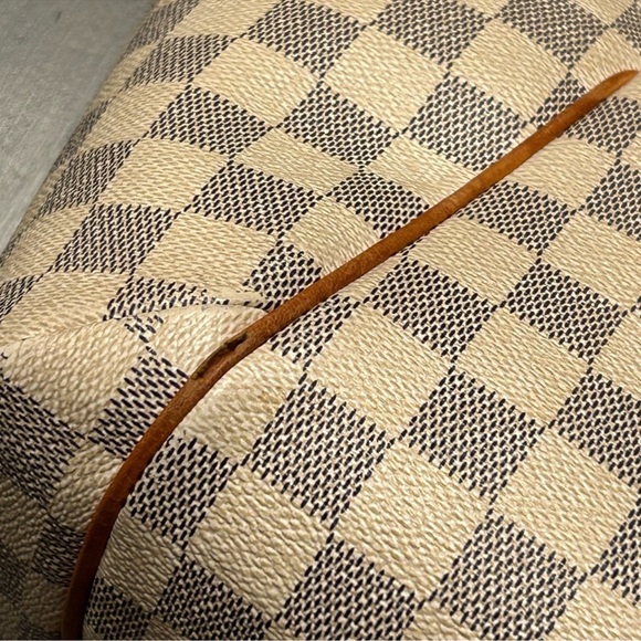 Louis Vuitton bag⭐️ - Picture 11 of 15